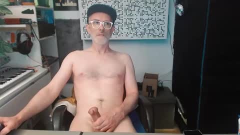 Snapshot of cockrok chatting on 12/17/24, 10:34 cockrok online show from 12/17/24, 10:34