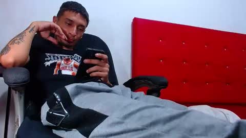 Snapshot of coco1269hard chatting on 12/22/25, 05:48 Joker Big dick online show from 12/22/25, 05:48