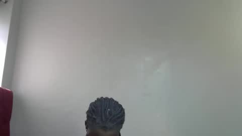 Snapshot of coco_luna chatting on 12/19/25, 12:45 Luna online show from 12/19/25, 12:45