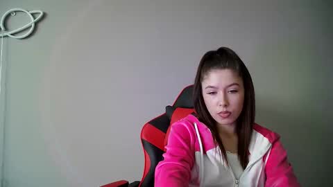 cocoberry1 online show from 03/11/25, 09:02