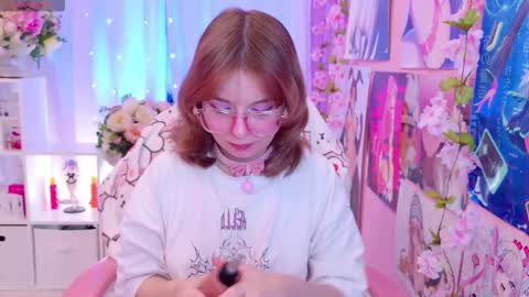 Snapshot of coconut_mia chatting on 01/14/26, 08:47 Mia online show from 01/14/26, 08:47