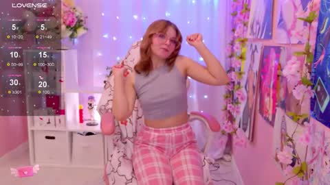 Snapshot of coconut_mia chatting on 03/01/26, 09:06 Mia online show from 03/01/26, 09:06