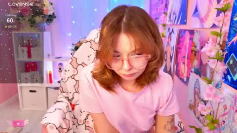 Snapshot of coconut_mia chatting on 04/23/26, 03:25 Mia online show from 04/23/26, 03:25