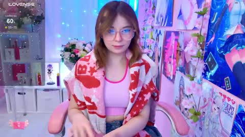 Snapshot of coconut_mia chatting on 04/25/26, 02:47 Mia online show from 04/25/26, 02:47