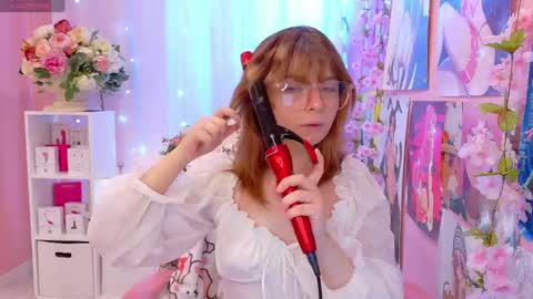 Snapshot of coconut_mia chatting on 05/16/26, 02:49 Mia online show from 05/16/26, 02:49