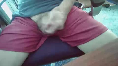 Snapshot of cody81421 chatting on 10/04/25, 04:05 cody81421 online show from 10/04/25, 04:05