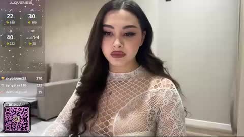 Yumi online show from 07/16/26, 10:16