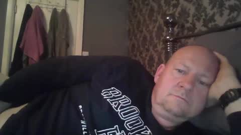 Snapshot of col4nows chatting on 03/07/25, 08:13 col4nows online show from 03/07/25, 08:13