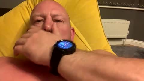 Snapshot of col4nows chatting on 09/30/25, 09:20 col4nows online show from 09/30/25, 09:20