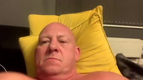 Snapshot of col4nows chatting on 10/03/25, 10:29 col4nows online show from 10/03/25, 10:29