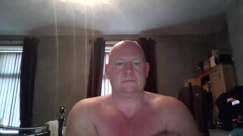 Snapshot of col4nows chatting on 11/26/25, 09:10 col4nows online show from 11/26/25, 09:10