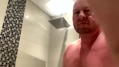 Snapshot of col4nows chatting on 01/05/26, 07:28 col4nows online show from 01/05/26, 07:28