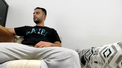 Snapshot of col_ander chatting on 12/04/25, 05:50 col_ander online show from 12/04/25, 05:50