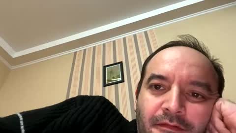colambus83 online show from 05/01/26, 04:33