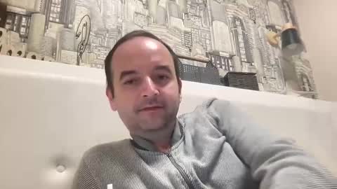 colambus83 online show from 05/08/26, 04:45
