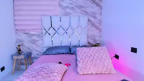 colett online show from 06/18/26, 11:58