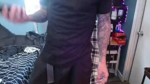 Snapshot of colevan2390 chatting on 02/13/26, 06:48 colevan2390 online show from 02/13/26, 06:48