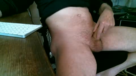 Snapshot of colinclout2 chatting on 02/20/25, 09:31 colinclout2 online show from 02/20/25, 09:31