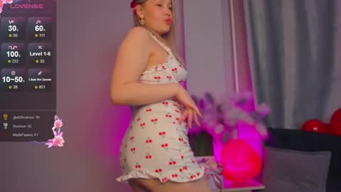 Snapshot of colleen_blake chatting on 02/13/25, 06:27 Collen Mon Tue Wed Thu Fri GMT 3 0300am - 0900am online show from 02/13/25, 06:27