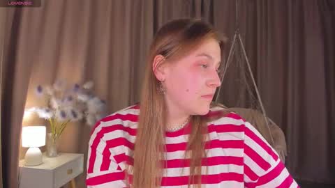 Snapshot of colleen_blake chatting on 09/25/25, 04:00 Collen Mon Tue Wed Thu Fri GMT 3 0300am - 0900am online show from 09/25/25, 04:00