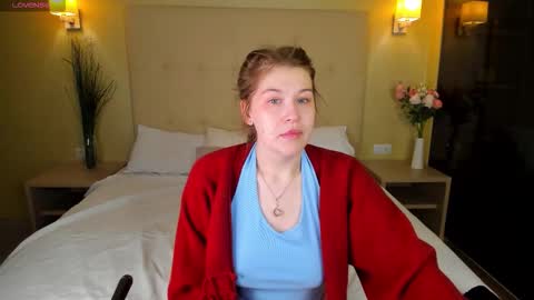 Snapshot of colleen_blake chatting on 11/29/25, 10:18 Collen Mon Tue Wed Thu Fri GMT 3 0300am - 0900am online show from 11/29/25, 10:18