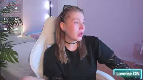 Snapshot of colleen_blake chatting on 02/02/26, 04:38 Collen Mon Tue Wed Thu Fri GMT 3 0300am - 0900am online show from 02/02/26, 04:38