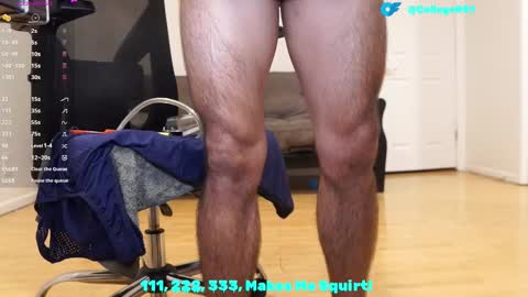 Snapshot of college001 chatting on 11/01/25, 01:02 College001 online show from 11/01/25, 01:02