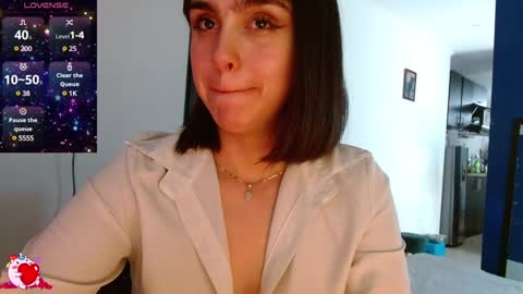 Collette online show from 12/07/24, 03:41