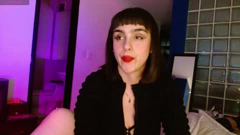 Collette online show from 12/07/24, 09:22