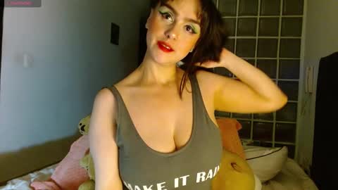 Collette online show from 02/16/25, 07:04