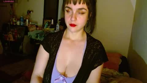 Collette online show from 10/11/25, 06:34