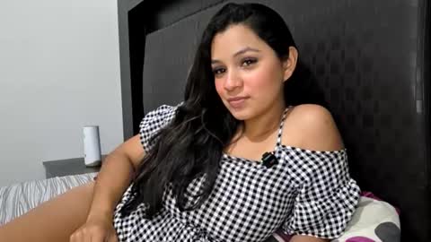 Snapshot of colochitapupy chatting on 05/04/26, 02:40 colochitapupy online show from 05/04/26, 02:40