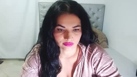 Snapshot of colombi4spice chatting on 09/25/25, 04:00 viviana online show from 09/25/25, 04:00