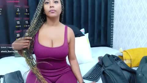 Snapshot of colombia_mommy_ chatting on 03/26/26, 12:22 GRETCHEN online show from 03/26/26, 12:22