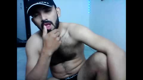 Snapshot of colombianocabron chatting on 06/05/26, 03:57 colombianocabron online show from 06/05/26, 03:57