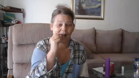 Snapshot of comebackpussy chatting on 12/09/24, 05:19 comeback pussy online show from 12/09/24, 05:19