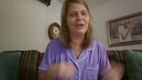 Snapshot of comebackpussy chatting on 02/18/26, 12:06 comeback pussy online show from 02/18/26, 12:06