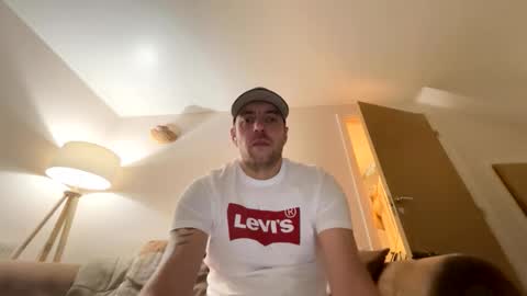 Snapshot of comedy6288 chatting on 10/07/25, 10:29 comedy6288 online show from 10/07/25, 10:29