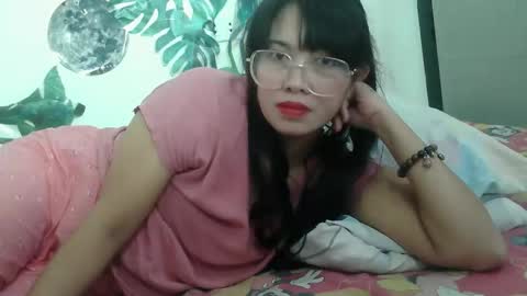 Snapshot of comeherebaby22 chatting on 02/01/26, 02:54 Your Forever Baby online show from 02/01/26, 02:54