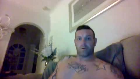 Snapshot of comesee10 chatting on 11/17/25, 10:59 comesee10 online show from 11/17/25, 10:59