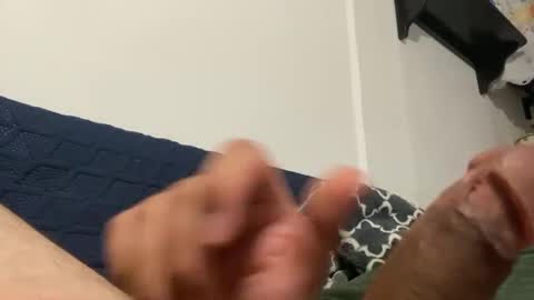 Snapshot of cometemipito chatting on 12/31/24, 01:04 Chris online show from 12/31/24, 01:04