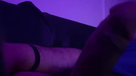 Snapshot of cometemipito chatting on 09/19/25, 03:41 Chris online show from 09/19/25, 03:41