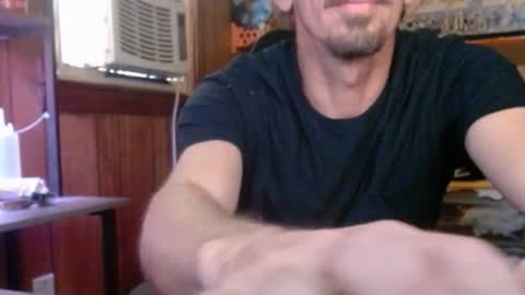 Snapshot of comic_king27 chatting on 01/06/26, 03:05 Nelson or ComicKing and sometime Peachy143 online show from 01/06/26, 03:05