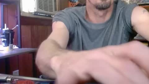 Snapshot of comic_king27 chatting on 01/10/26, 04:09 Nelson or ComicKing and sometime Peachy143 online show from 01/10/26, 04:09