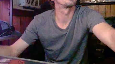 Snapshot of comic_king27 chatting on 02/05/26, 02:49 Nelson or ComicKing and sometime Peachy143 online show from 02/05/26, 02:49