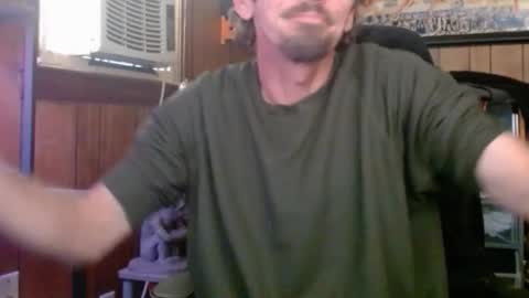 Snapshot of comic_king27 chatting on 03/17/26, 07:50 Nelson or ComicKing and sometime Peachy143 online show from 03/17/26, 07:50