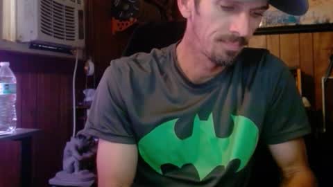 Snapshot of comic_king27 chatting on 04/28/26, 11:48 Nelson or ComicKing and sometime Peachy143 online show from 04/28/26, 11:48