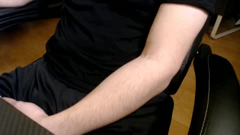 Snapshot of commanderchip chatting on 01/11/25, 07:05 commanderchip online show from 01/11/25, 07:05