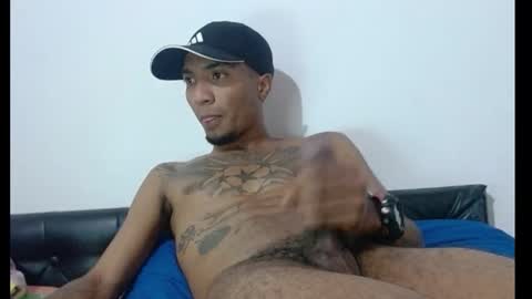 Snapshot of comoseria1927realg4life chatting on 01/12/26, 10:37 comoseria1927realg4life online show from 01/12/26, 10:37