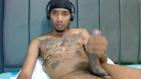 Snapshot of comoseria1927realg4life chatting on 03/31/26, 03:08 comoseria1927realg4life online show from 03/31/26, 03:08